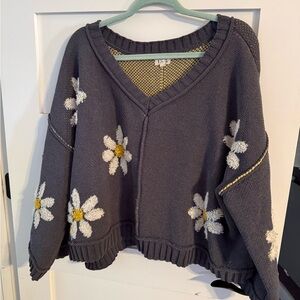 POL Gray Floral V-Neck Sweater
